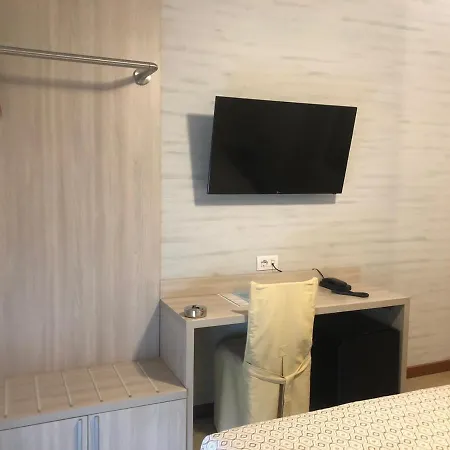 费奥达里索酒店 西尔米奥奈