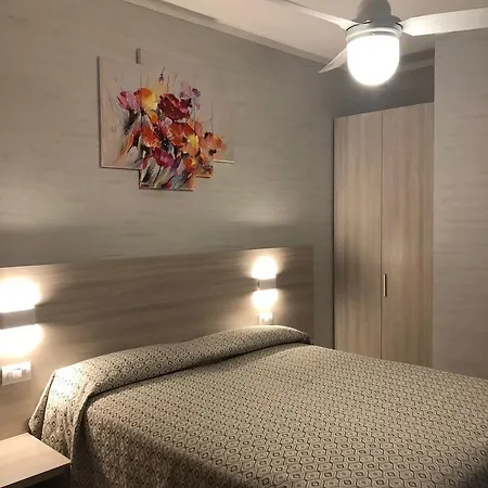 费奥达里索酒店 西尔米奥奈